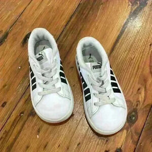 Puma soft foam optimal comfort white and black toddler sneakers size 8C shoes